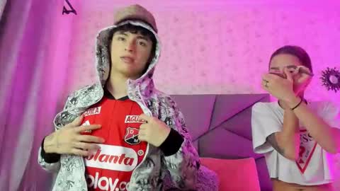 meganandtayler online show from 11-22-25, 12:04