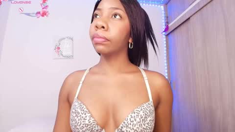 Snapshot of meganbarko chatting on 09-28-25, 08:20 megan online show from 09-28-25, 08:20