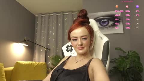 MeganieX online show from 11-07-25, 01:38