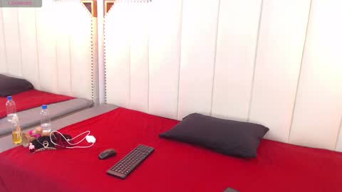 meganlarsson online show from 10-06-25, 11:51