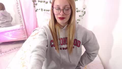 MEGAN online show from 10-11-25, 10:08