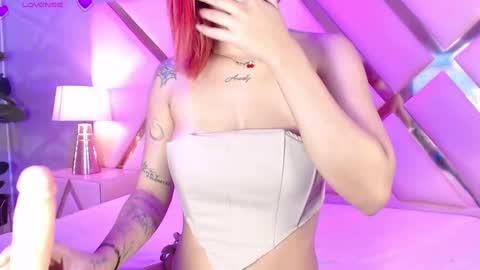 MeganMason  online show from 10-07-25, 09:34
