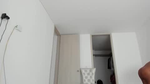 Snapshot of meganmir1 chatting on 01-08-25, 12:58 meganmir1 online show from 01-08-25, 12:58