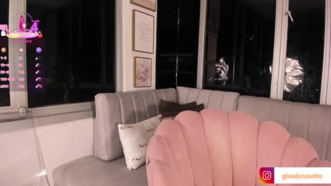 Snapshot of megann__sweet chatting on 02-21-25, 10:17 Mara online show from 02-21-25, 10:17