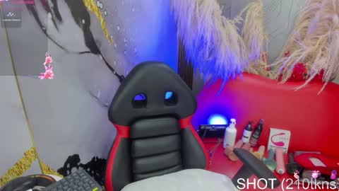 Megan  online show from 10-05-25, 09:02