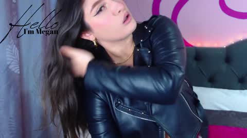 Im Megan Please do not demand a show without first tiping  Thank you online show from 12-31-24, 06:37