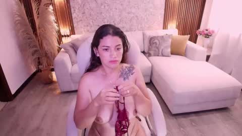 Snapshot of megann_williamss chatting on 11-13-25, 07:35 Megan online show from 11-13-25, 07:35