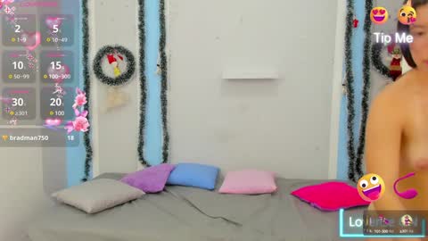 Snapshot of meganqueen2 chatting on 12-27-24, 07:46 Megan Queen online show from 12-27-24, 07:46