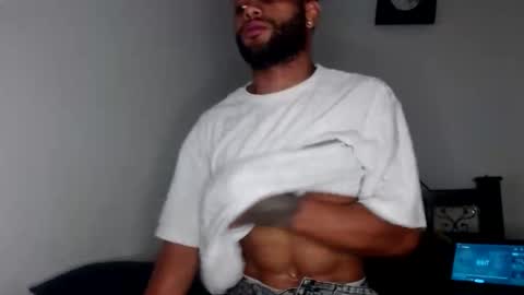 meganseaxson online show from 11-05-25, 06:02