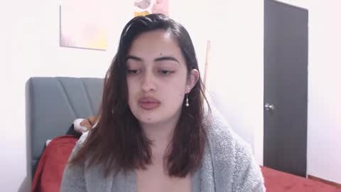 Snapshot of megansnow_ chatting on 10-14-25, 12:55 MEGAN online show from 10-14-25, 12:55