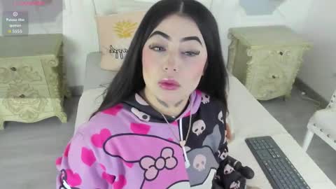 Megan online show from 11-09-25, 11:52