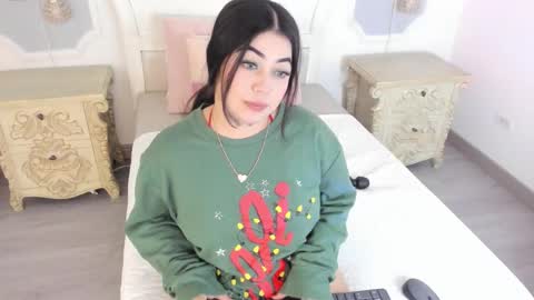 Megan online show from 11-21-25, 12:04