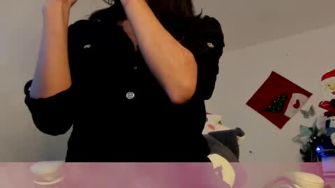 Megan online show from 12-04-25, 11:57