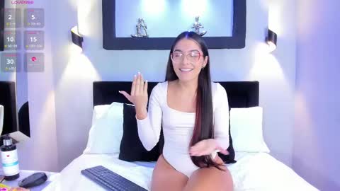 Megara20 online show from 10-15-25, 10:54