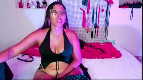 Your best slave  online show from 02-18-25, 08:58