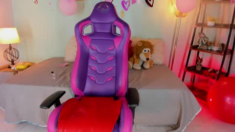 Meggan online show from 02-27-25, 01:16