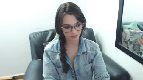 Snapshot of meghan_cherrys chatting on 02-22-25, 08:40 meghan online show from 02-22-25, 08:40