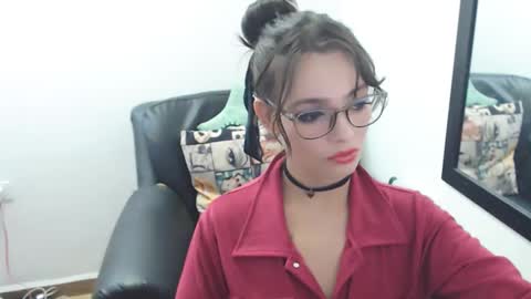 Snapshot of meghan_cherrys chatting on 03-04-25, 05:53 meghan online show from 03-04-25, 05:53