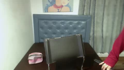 Snapshot of meghan_cherrys chatting on 02-21-26, 03:18 meghan online show from 02-21-26, 03:18