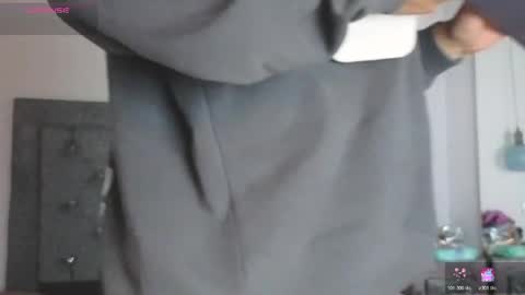 Meghan  online show from 12-16-25, 08:03