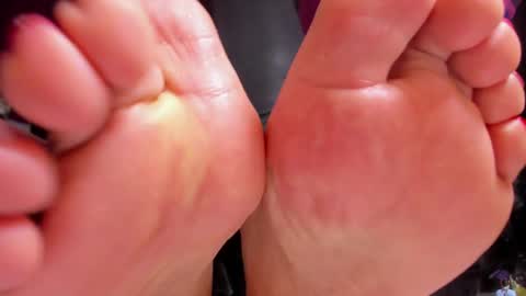 Goddess Sara online show from 02-05-25, 12:10