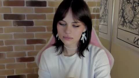 Snapshot of mekepo chatting on 11-02-25, 03:25 Katie Payne online show from 11-02-25, 03:25