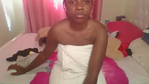 pretty online show from 01-14-26, 07:25