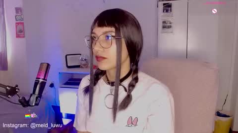 Melissa  -  -  Please help me to reach 100 thumbs up online show from 01-07-26, 06:10