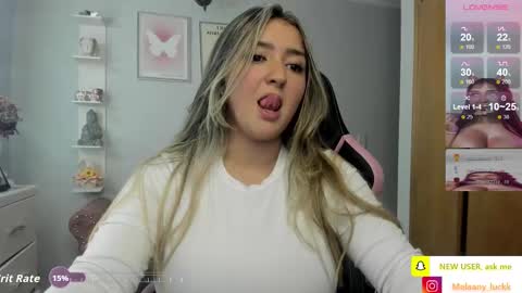 Snapshot of melaany_ chatting on 02-10-26, 04:27 Melaany online show from 02-10-26, 04:27