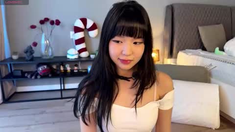 Melana online show from 12-18-25, 10:10