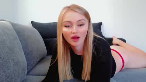 Melania online show from 10-11-25, 01:42