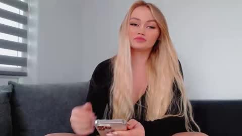 Melania online show from 11-13-25, 11:42