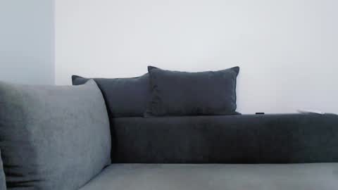 Melania online show from 11-23-25, 05:02