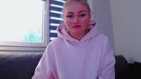 Melania online show from 02-24-26, 03:43