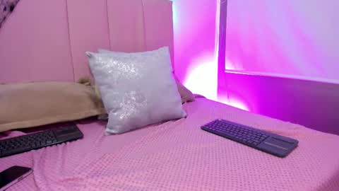 MELANI - online show from 11-01-25, 04:31