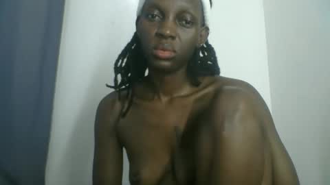 milly online show from 10-10-25, 11:15