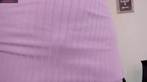 melaniie_roussel online show from 12-11-24, 04:18