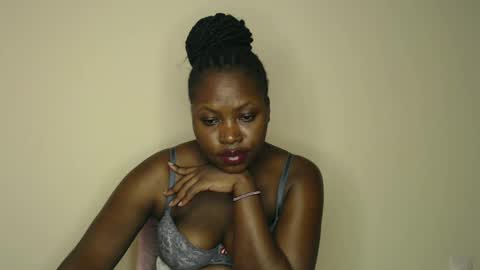 Snapshot of melaningoddess30 chatting on 01-21-25, 08:30 melaningoddess30 online show from 01-21-25, 08:30