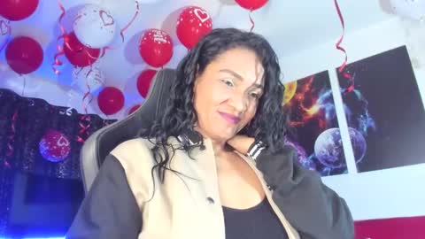 melannia_hills online show from 02-18-25, 07:10