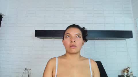 Melanny garcia online show from 09-22-25, 07:38