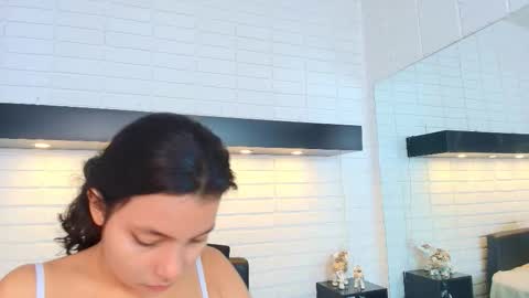 Melanny garcia online show from 10-04-25, 12:25