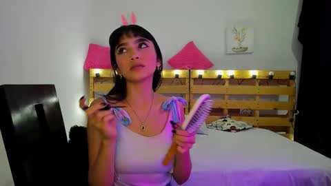 Snapshot of melany_091 chatting on 10-29-25, 02:58 melany online show from 10-29-25, 02:58