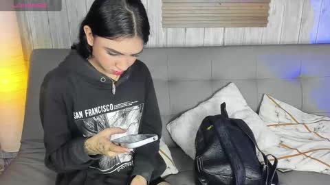 Melany online show from 10-04-25, 02:37