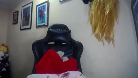 melany online show from 01-30-25, 03:55