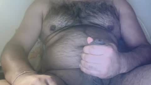 Snapshot of melb887 chatting on 12-31-24, 12:04 melb887 online show from 12-31-24, 12:04