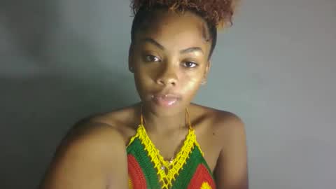 meliana98 online show from 10-21-25, 08:42