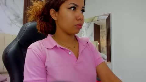 M E L I N A  online show from 11-15-25, 12:23