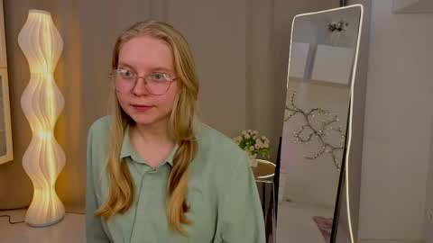 Alice - online show from 03-31-26, 07:14