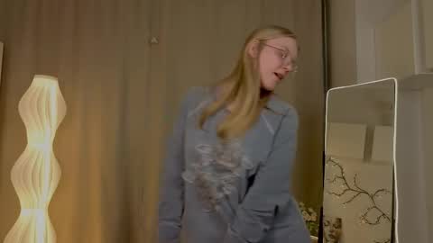 Alice - online show from 04-02-26, 07:11