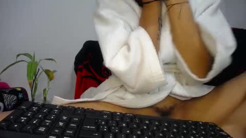 melissa online show from 01-10-25, 05:24